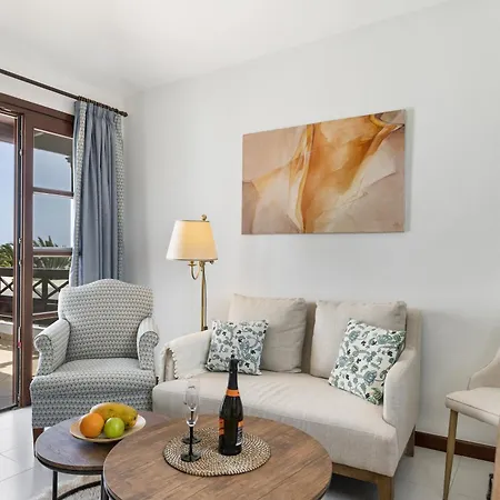 En Puerto Del Carmen, 3 Apartamento